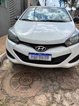HYUNDAI HB20 1.0 COMFORT PLUS 12V FLEX 4P MANUAL HYUNDAI HB20 1.0 COMFORT PLUS 12V FLEX 4P MANUAL